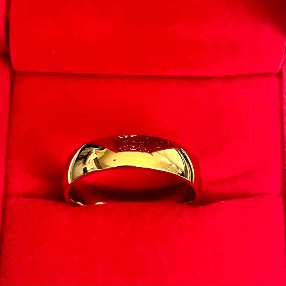 Tungsten Gold-Plated Dome Titanium Steel Gold Polished Finish 6mm Band Size 11